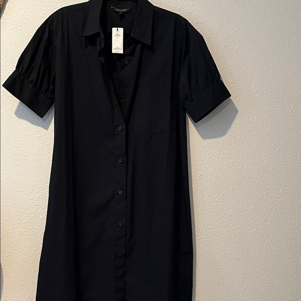 NWT Banana Republic Midi Shirt Dress
100% cotton
Short sleeved, button up
Sz M
